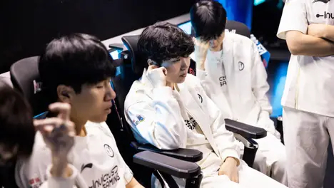 S15世界赛决赛上海体育场开战,召唤师奖杯花落谁家?电竞开幕式表演与全球直播平台共襄盛举